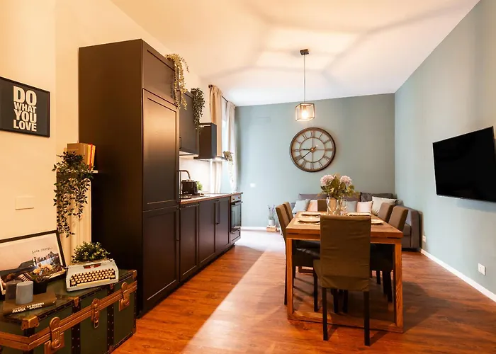 Piacentino Homes Re di Roma apartment